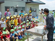 子供たちの生き物観察会